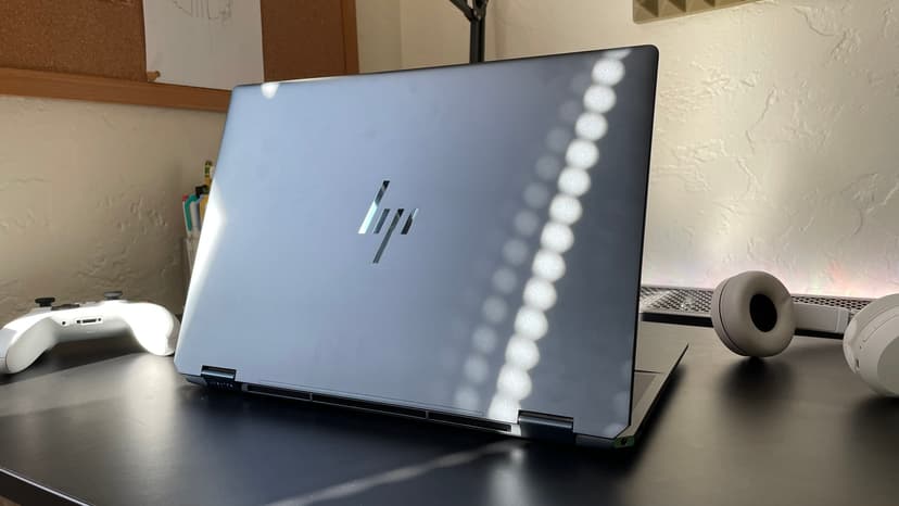 HP Spectre x360 16 (2025)